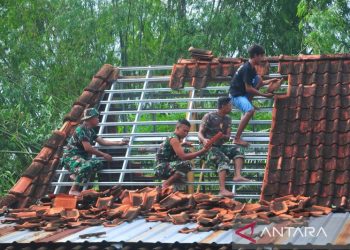 Ratusan rumah rusak diterjang puting beliung di Grobogan