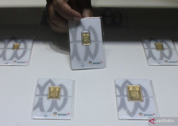 Harga emas Antam Sabtu naik lagi
