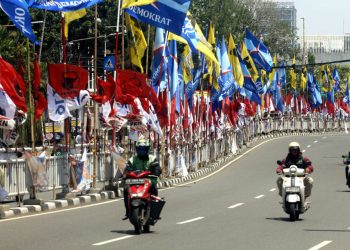 Bawaslu DKI Himbau Parpol Tertibkan Sendiri APK di Zona Terlarang