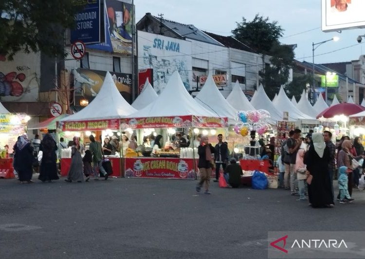 Pemkab Kudus jadwalkan Gebyar PKL digelar setiap tahun 1 Pemkab Kudus jadwalkan Gebyar PKL digelar setiap tahun
