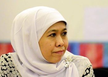 Diperingatkan PBNU, Khofifah Siapkan Surat Nonaktif dari Ketum Muslimat NU Sebelum Resmi Gabung Prabowo-Gibran » Warga Berita