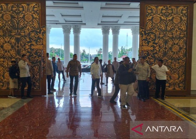 Presiden Jokowi hargai keputusan Mahfud Md 1 Presiden Jokowi hargai keputusan Mahfud Md