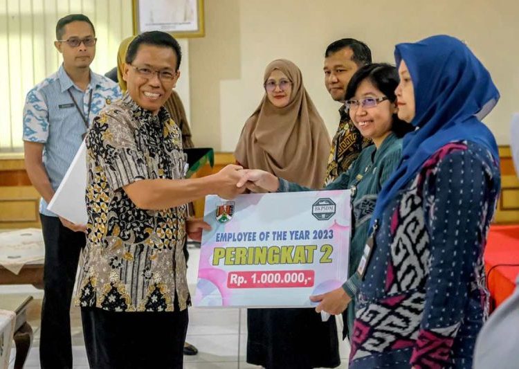 ASN Pemkot Magelang terpilih sebagai “Employee of the Year 2023”