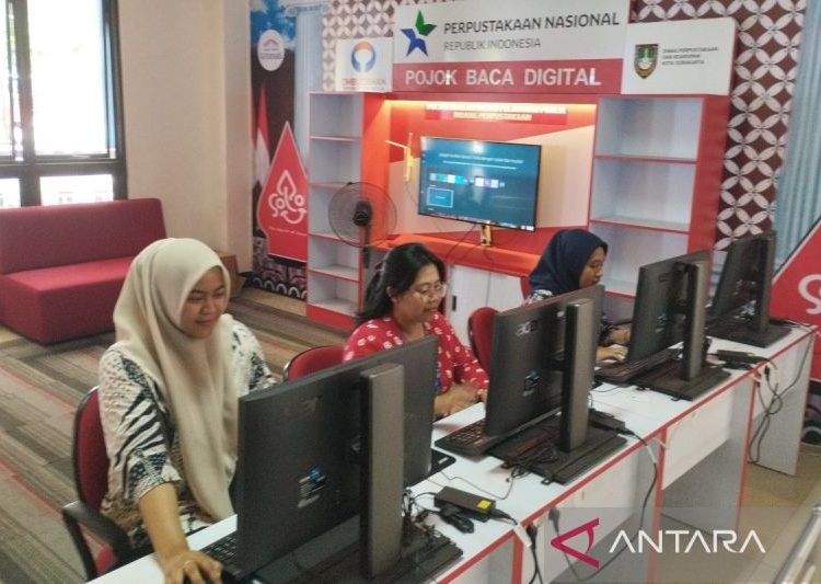 Ada pojok baca di Terminal Tirtonadi