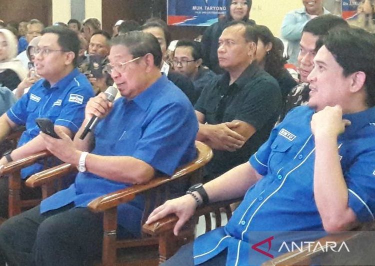 SBY minta 'kursi' yang sudah ada tolong dipertahankan 1 SBY minta ‘kursi’ yang sudah ada tolong dipertahankan