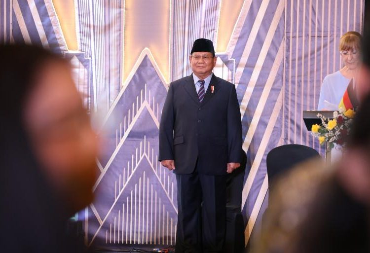 Elektabilitas Prabowo Melesat Usai Dihina Anies dan Ganjar di Debat Ketiga – Warga Berita