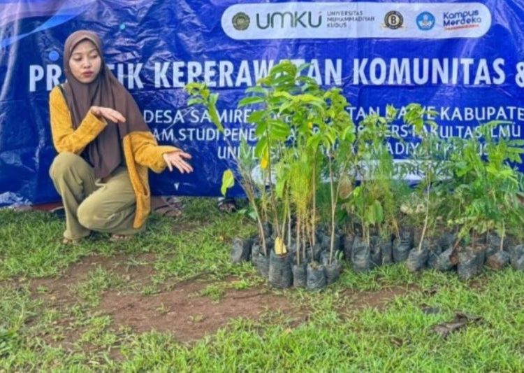 Mahasiswa UMKU kampanyekan peduli lingkungan dengan tanam 1.520 pohon 1 Mahasiswa UMKU kampanyekan peduli lingkungan dengan tanam 1.520 pohon