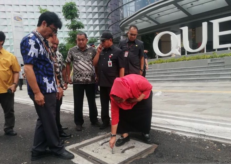 Penutup saluran air di Semarang banyak dicuri