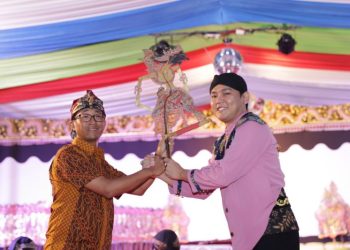 Kilang Cilacap gelar pentas wayang kulit