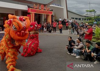 KAI hadirkan barongsai di Stasiun Purwokerto meriahkan Imlek