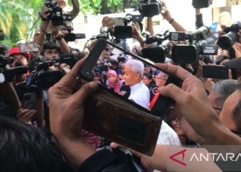 Ganjar tanyakan kembali kebenaran hitung cepat sementara Pilpres 2024