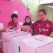 Wali Kota Pekalongan dan Keluarga Coblos di TPS 25 Bendan Kergon 10 Wali Kota Pekalongan dan Keluarga Coblos di TPS 25 Bendan Kergon