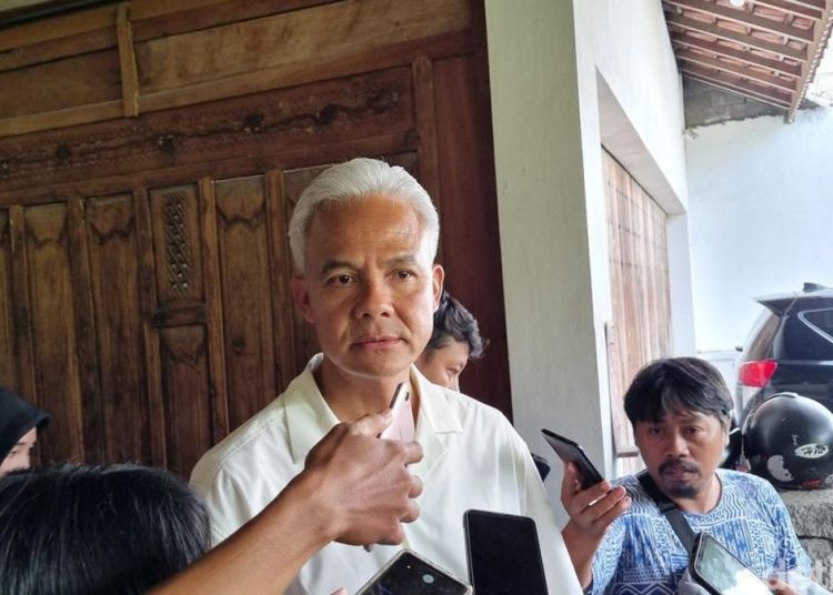 Tepis Tudingan Adanya Keretakan, Ganjar Pastikan Hubungan dengan Mahfud Baik-baik Saja