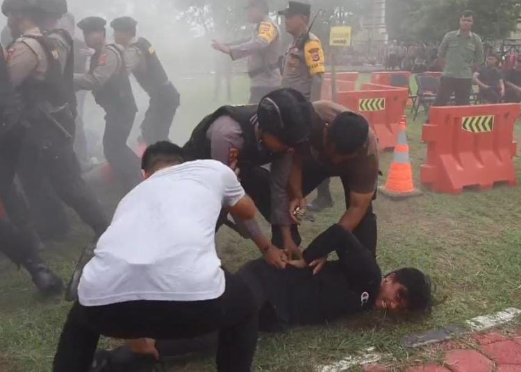 Kedepankan Komunikasi Publik dan Cooling System – Warga Berita