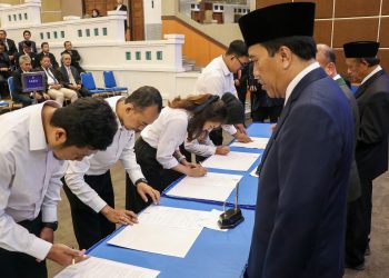 Rektor Undip: Jaga Integritas, Tingkatkan Kualitas Diri dan Semangat Pengabdian