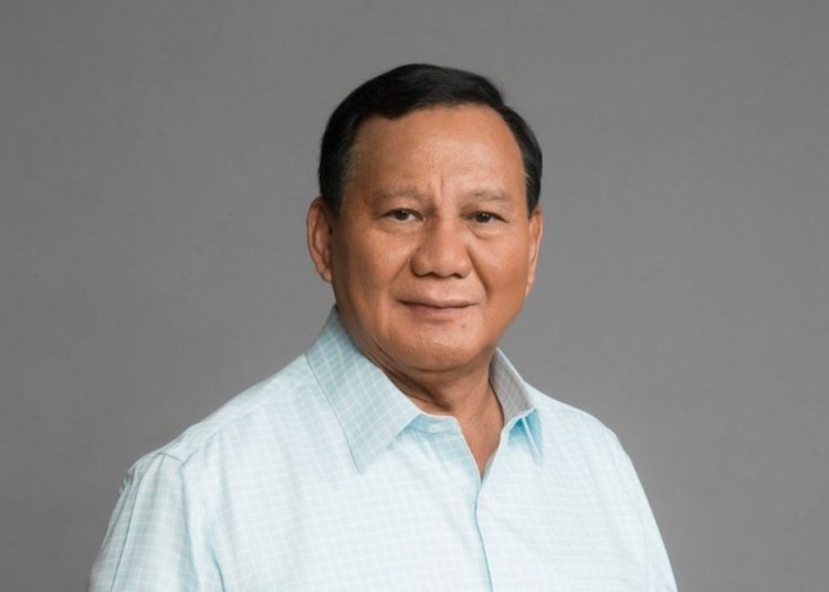 Prabowo Asyik Berenang Pagi Rutin Sebelum Debat Terakhir, Simak Videonya – Warga Berita 1 Prabowo Asyik Berenang Pagi Rutin Sebelum Debat Terakhir, Simak Videonya – Warga Berita