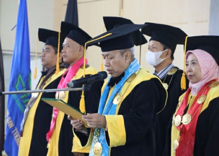 Jelang pemilu, wisudawan terbaik UIN Walisongo: Jangan golput 1 Jelang pemilu, wisudawan terbaik UIN Walisongo: Jangan golput
