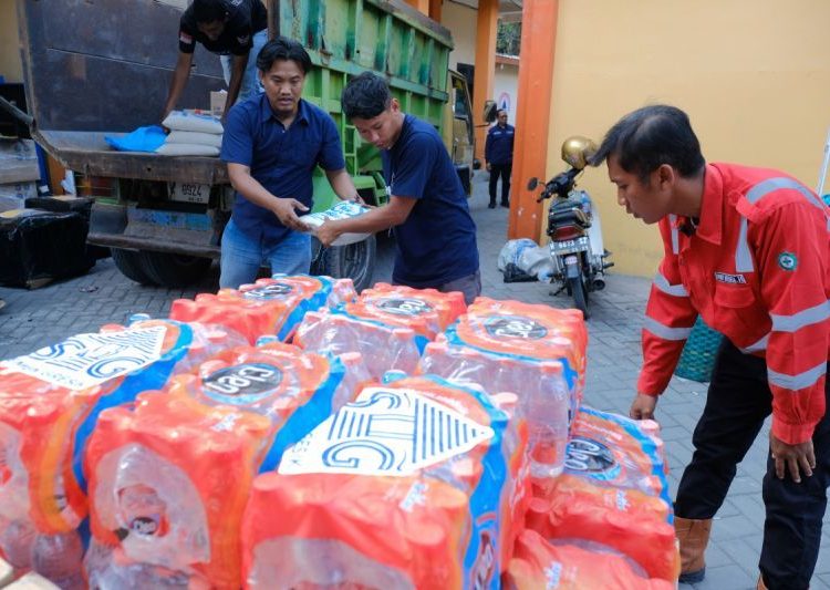 Semen Gresik dan BPBD salurkan bantuan logistik ke Demak dan Grobogan