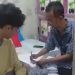 Viral, Petugas KPPS Diduga Lakukan Pencoblosan di Rumah Pemilih yang Sakit di Pandeglang – Warga Berita