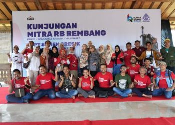 UMKM, kreator konten, & milenials belajar industri hijau ke Semen Gresik 7 UMKM, kreator konten, & milenials belajar industri hijau ke Semen Gresik