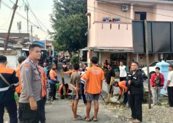 Kereta vs sepeda motor di Jalan Sadewa Semarang, satu bocah tewas