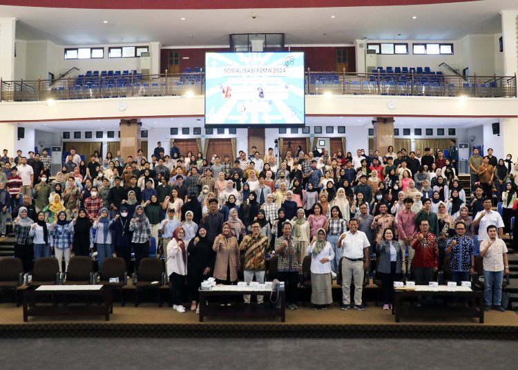 Undip Tumbuhkan Jiwa Entrepreneur Melalui Sosialisasi Program Pembinaan Mahasiswa Wirausahaan (P2MW) 2024 1 Undip Tumbuhkan Jiwa Entrepreneur Melalui Sosialisasi Program Pembinaan Mahasiswa Wirausahaan (P2MW) 2024