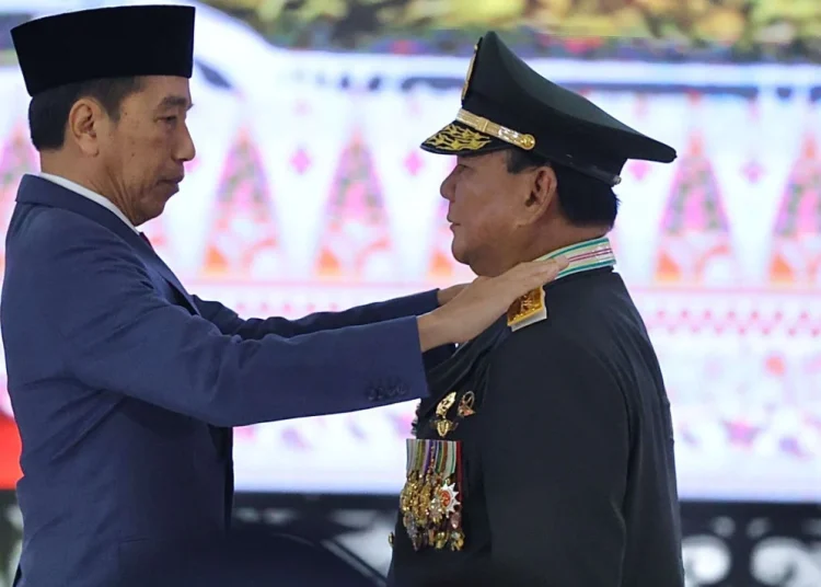 Begini Reaksi Prabowo Usai Terima Kenaikan Pangkat Istimewa dari Presiden Jokowi
