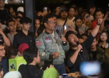 Mahfud MD Menjawab Tantangan Menteri Pendukung 02 dan 03 Untuk Mundur – Warga Berita