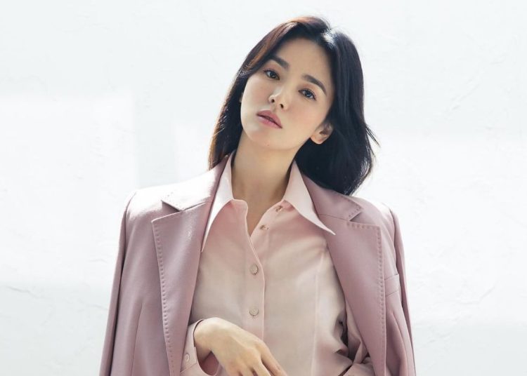 Song Hye-Kyo Bakal Jadi Biarawati Pengusir Setan 1 Song Hye-Kyo Bakal Jadi Biarawati Pengusir Setan