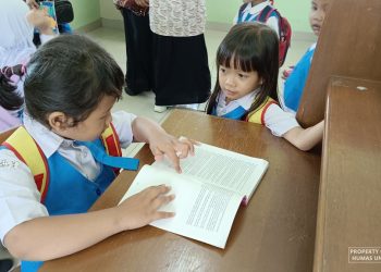 UPT Perpustakaan UNS Menerima Kunjungan dari TK Widya Putra – Universitas Sebelas Maret