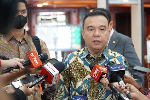Dasco Minta Masyarakat Jaga Suasana Damai dan Kondusif di Tanah Air 1 Dasco Minta Masyarakat Jaga Suasana Damai dan Kondusif di Tanah Air