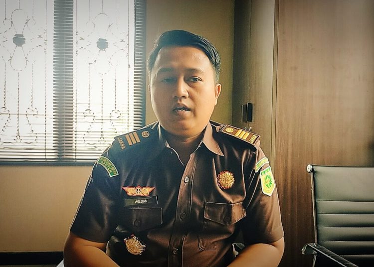 Korban Pencabulan Ayah Tiri Datangi Kejari Pandeglang – Warga Berita