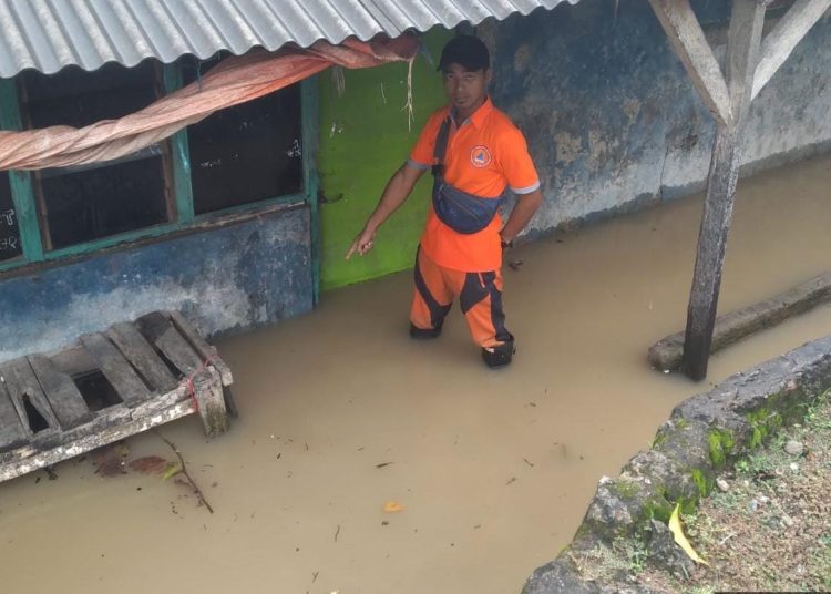 Ratusan Rumah di Kecamatan Anyer Terendam Banjir – Warga Berita 1 Ratusan Rumah di Kecamatan Anyer Terendam Banjir – Warga Berita