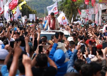 Pulang Kampung ke Langowan, Prabowo Mohon Doa Restu di Hadapan Puluhan Ribu Warga Sulut – Warga Berita