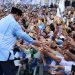 Prabowo Turun Panggung Sapa Ratusan Ribu Masyarakat Jawa Timur di Sidoarjo – Warga Berita