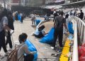 Sigap, Para Pendukung Prabowo-Gibran Inisiatif Bersihkan Sampah usai Kampanye di GBK – Warga Berita