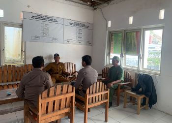 Patroli Polsek Bantarkawung Sambang Tokoh Masyarakat Ajak Ciptakan Pemilu Damai