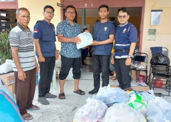 Tim Relawan Undip Hadir Membantu Korban Bencana Banjir Demak