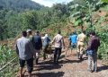 Hujan Lebat Akibatkan Tebing Longsor Putus Akses Jalan Antar Desa Di Kecamatan Salem