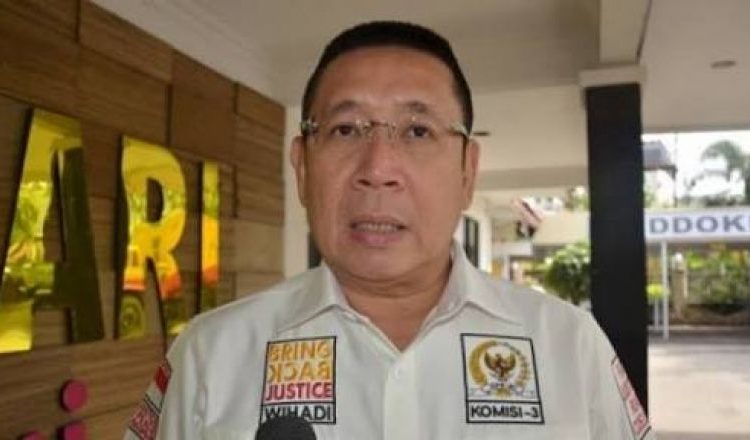 Kaum Difabel Bisa Jadi Anggota Polri, DPR Angkat Topi untuk Kapolri