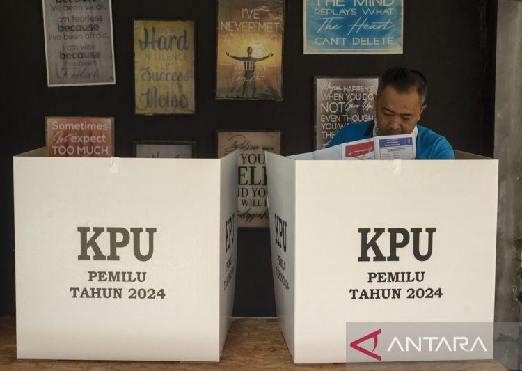 KPU Kota Salatiga gelar pemungutan suara ulang Pemilu 2024 1 KPU Kota Salatiga gelar pemungutan suara ulang Pemilu 2024