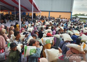 Gibran: Bansos diberikan untuk warga yang membutuhkan