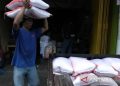 Pedagang di Temanggung keluhkan kenaikan harga beras 11 Pedagang di Temanggung keluhkan kenaikan harga beras