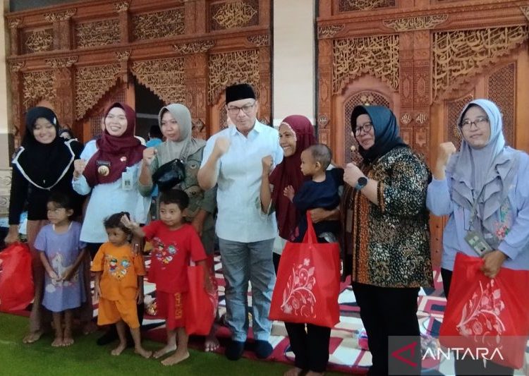 BKKBN dampingi warga terdampak banjir di Demak