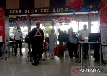 KAI Purwokerto berangkatkan 48.623 penumpang saat Isra Mikraj-Imlek