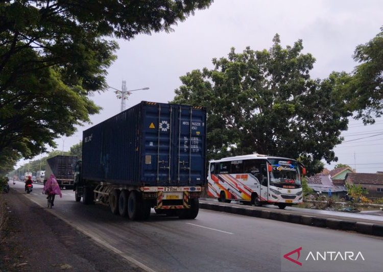 Jalur Pantura Demak-Kudus mulai dibuka secara total