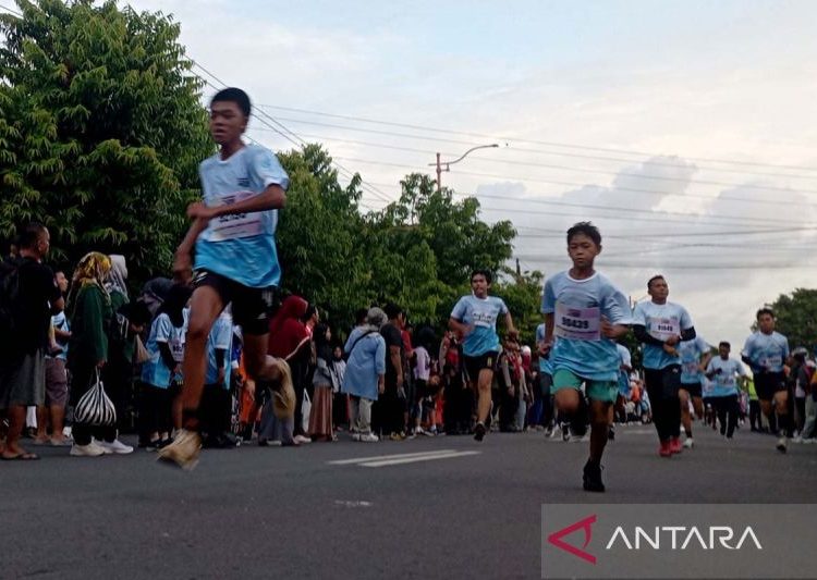 Pj Bupati harapkan "Cilacap Youth Run" jadi ajang promosi wisata-UMKM 1 Pj Bupati harapkan “Cilacap Youth Run” jadi ajang promosi wisata-UMKM
