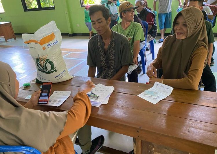 Bulog Banyumas kebut penyaluran bantuan pangan alokasi bulan Februari