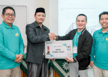 Bersama APSI, S1 Informatika UNIMUS Pengabmas di Pondok Pesantren AT TANWIR Metro Lampung – <a href="https://unimus.ac.id">Universitas Muhammadiyah Semarang</a> 1 Bersama APSI, S1 Informatika UNIMUS Pengabmas di Pondok Pesantren AT TANWIR Metro Lampung – Universitas Muhammadiyah Semarang