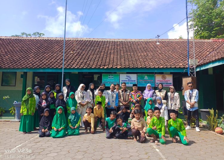 KKN UAD Menyelenggarakan Literasi Digital Cyber Bulliying Di Banjarsari Samigaluh Kulonprogo